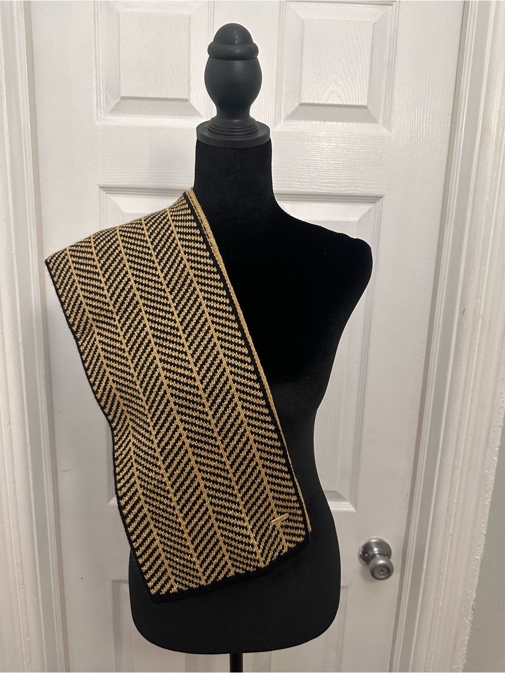 Calvin Klein Black and Gold Chevron Knit Scarf
